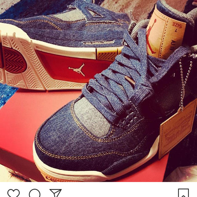 NIKE - リーバイスジョーダン4セール！最安値！