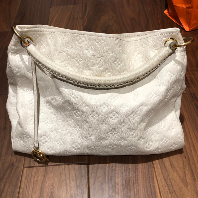 LOUIS VUITTON - ルイヴィトン アンプラント アーツィー　期間限定で下げます