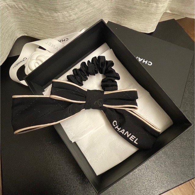 CHANEL - 新作　CHANEL シャネル　リボン　シュシュ　ヘアアクセサリー　ブラック　新品