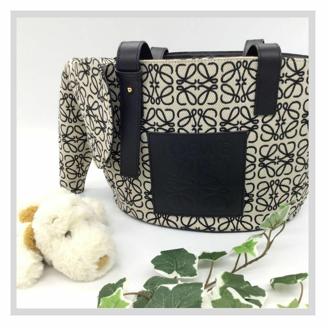 LOEWE - ロエベ アナグラム　エレファント ハンドバッグ　トートバッグ ホワイト　ブラック