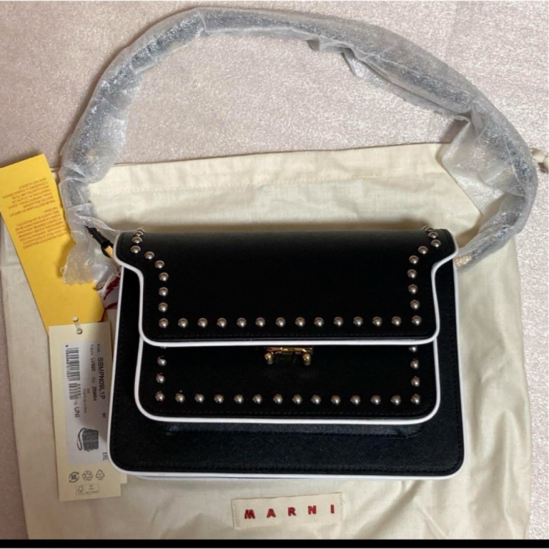 MARNI - MARNI ライムストーン ロゴ レザー ブラックショルダーバッグ