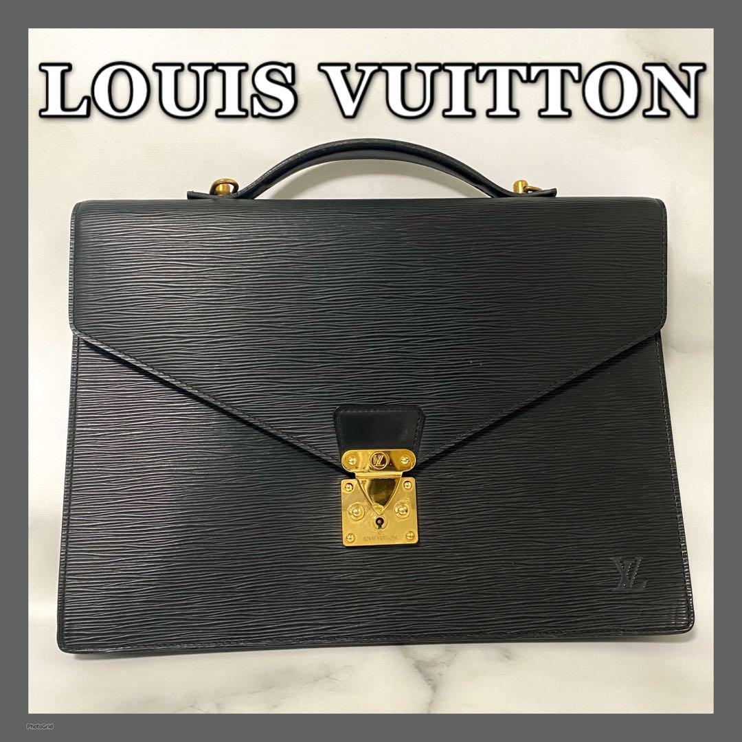 LOUIS VUITTON＊ルイヴィトン＊ポルトドキュマン＊ブラック✨
