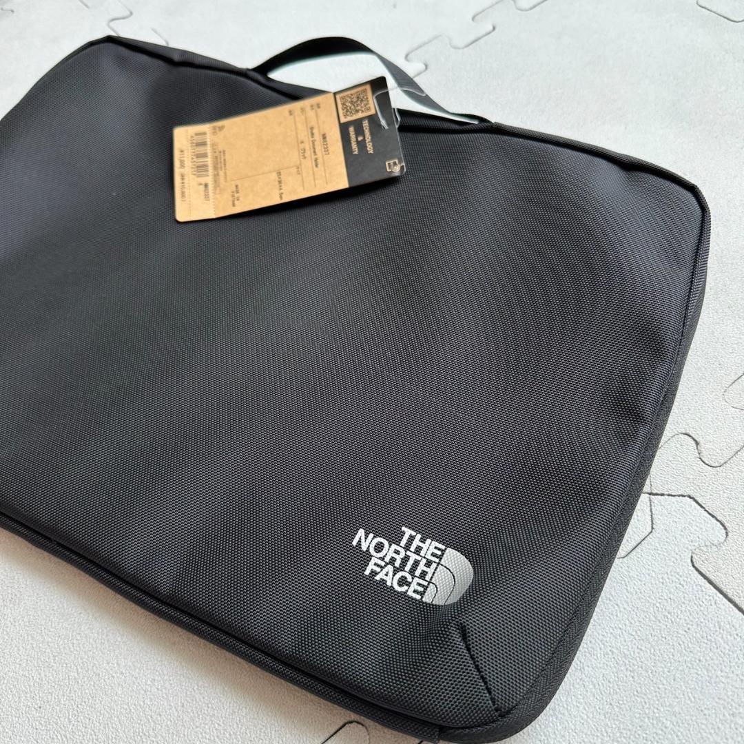 【タグ付き】 NORTH FACE ノースフェイス シャトルドキュメントホルダー