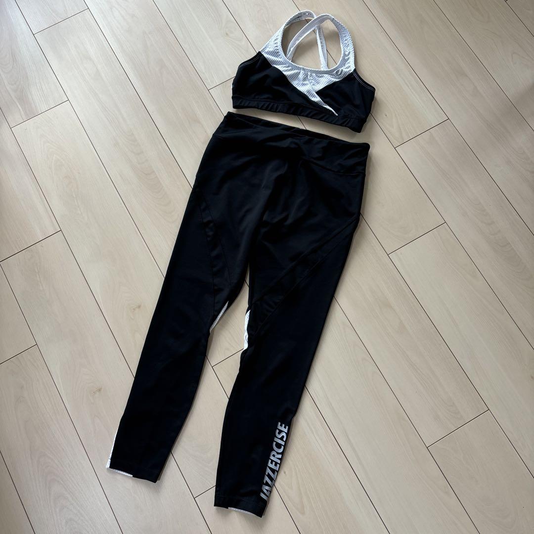 ムーンジャザサイズ　jazzercise セットアップM